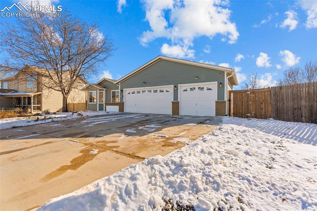7152 Cliffrose Drive, Colorado Springs, CO 80925