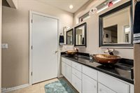 5127 South Almond Court, Gilbert, AZ 85298