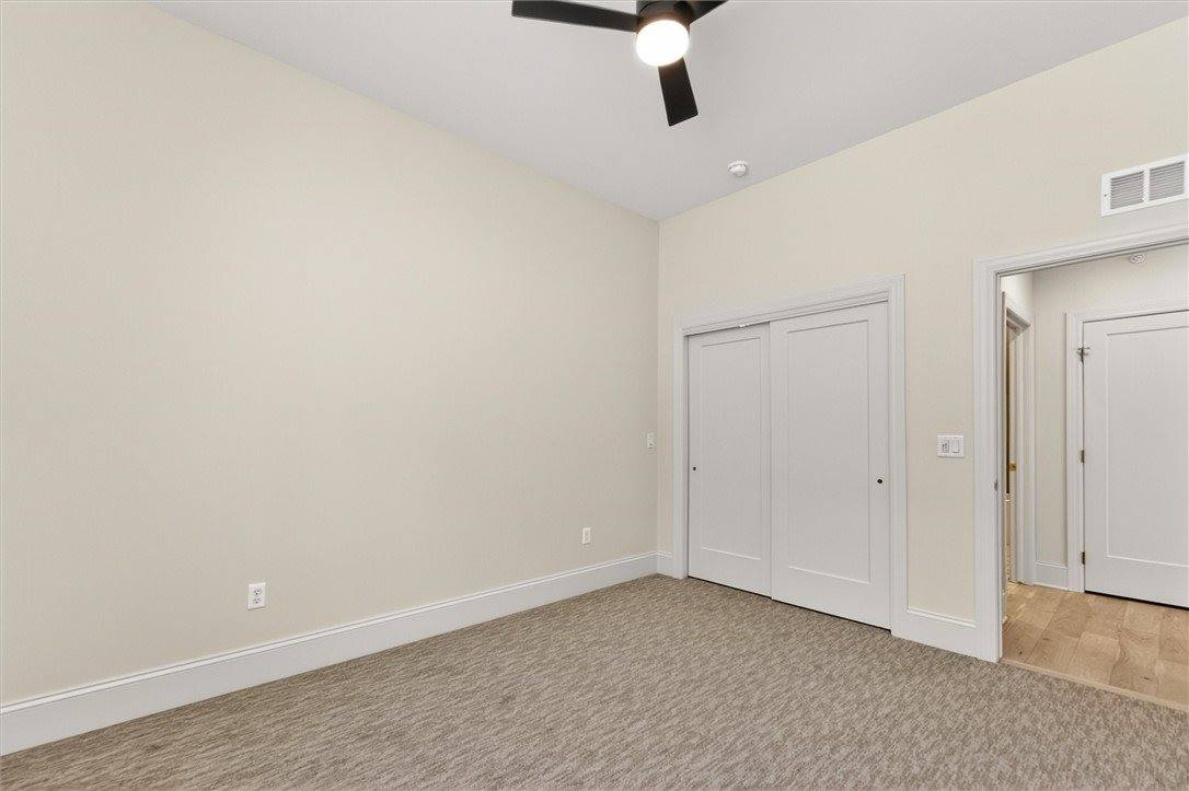 640 East Jefferson Avenue, #H-2, Perinton, NY 14450