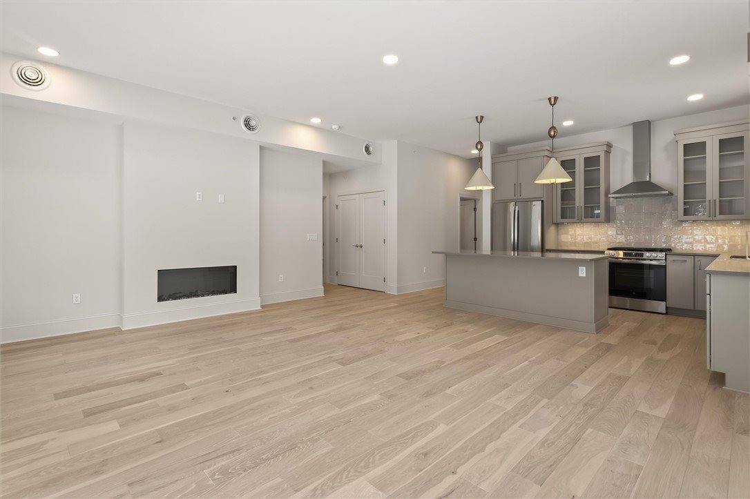 640 East Jefferson Avenue, #H-2, Perinton, NY 14450