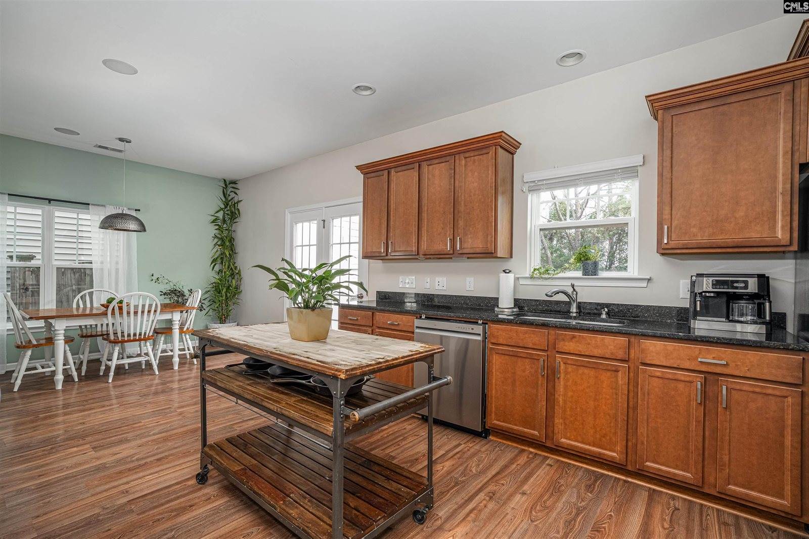 825 Scarlet Leaf, West Columbia, SC 29169