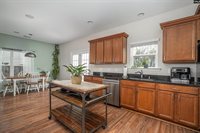 825 Scarlet Leaf, West Columbia, SC 29169