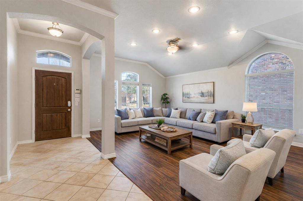 4345 Twinleaf Drive, Fort Worth, TX 76036