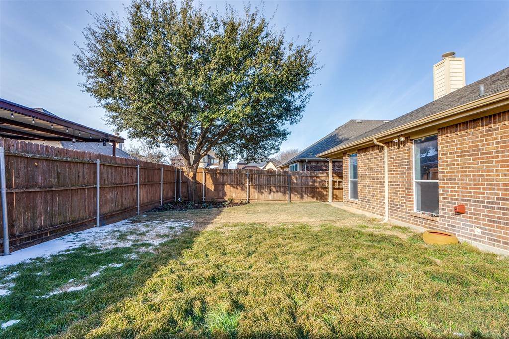 4345 Twinleaf Drive, Fort Worth, TX 76036