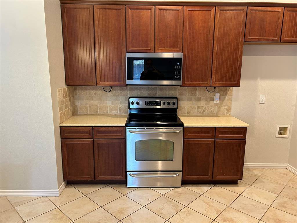 4345 Twinleaf Drive, Fort Worth, TX 76036