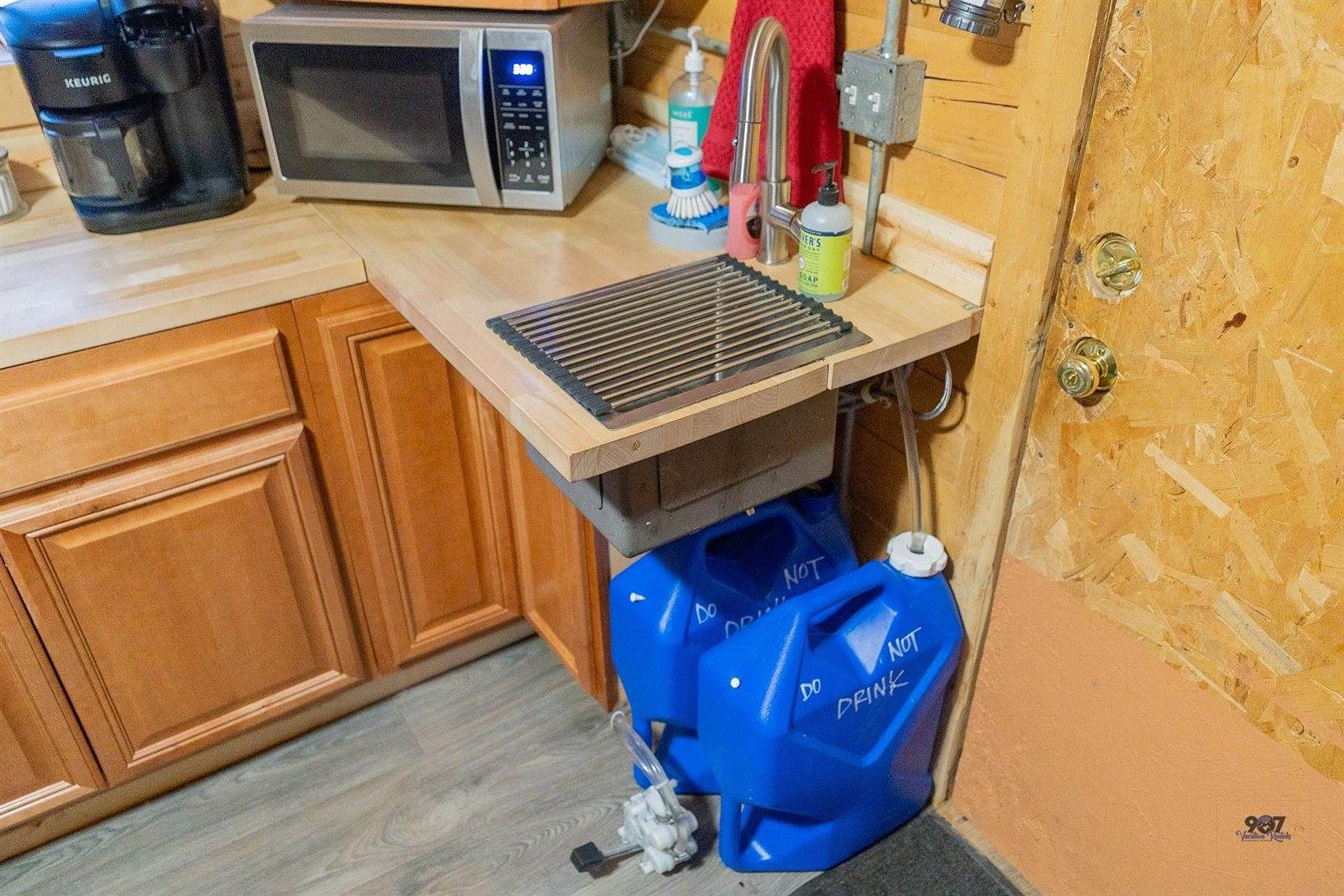 882 Tarsier Drive, Fairbanks, AK 99712