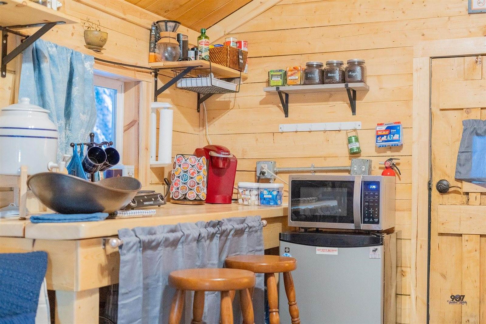 882 Tarsier Drive, Fairbanks, AK 99712