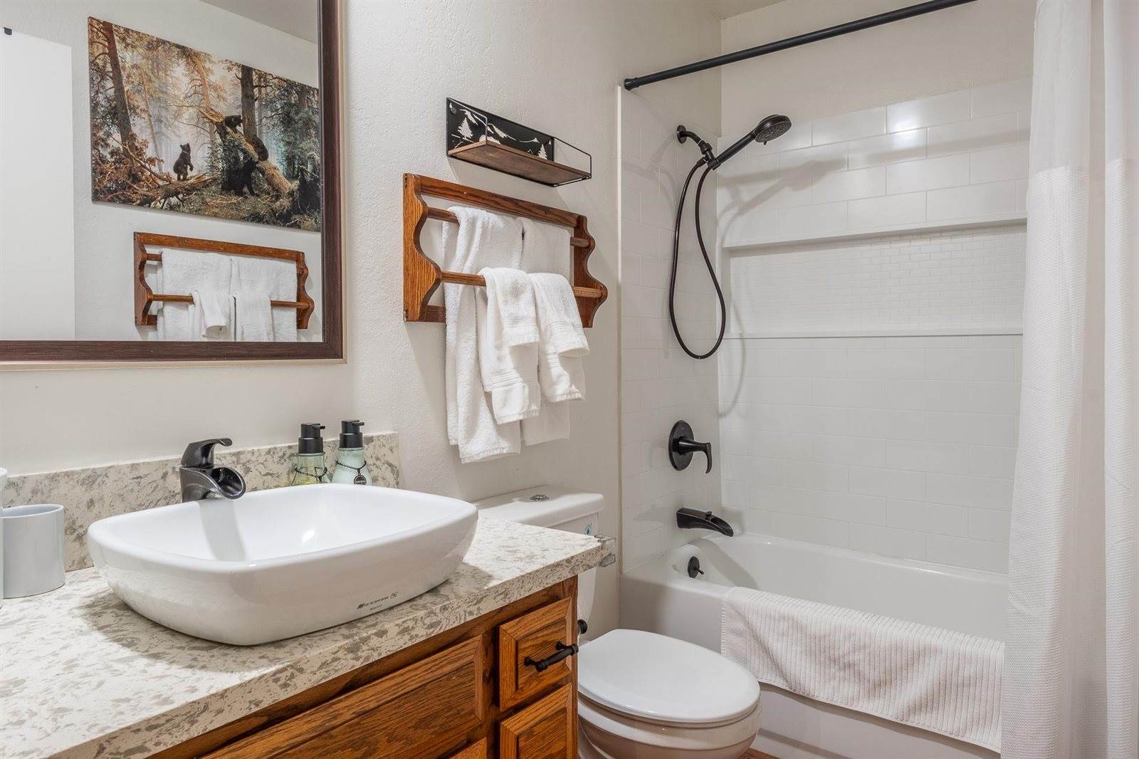 2289 Sierra Nevada Road #G-3, Mammoth Lakes, CA 93546