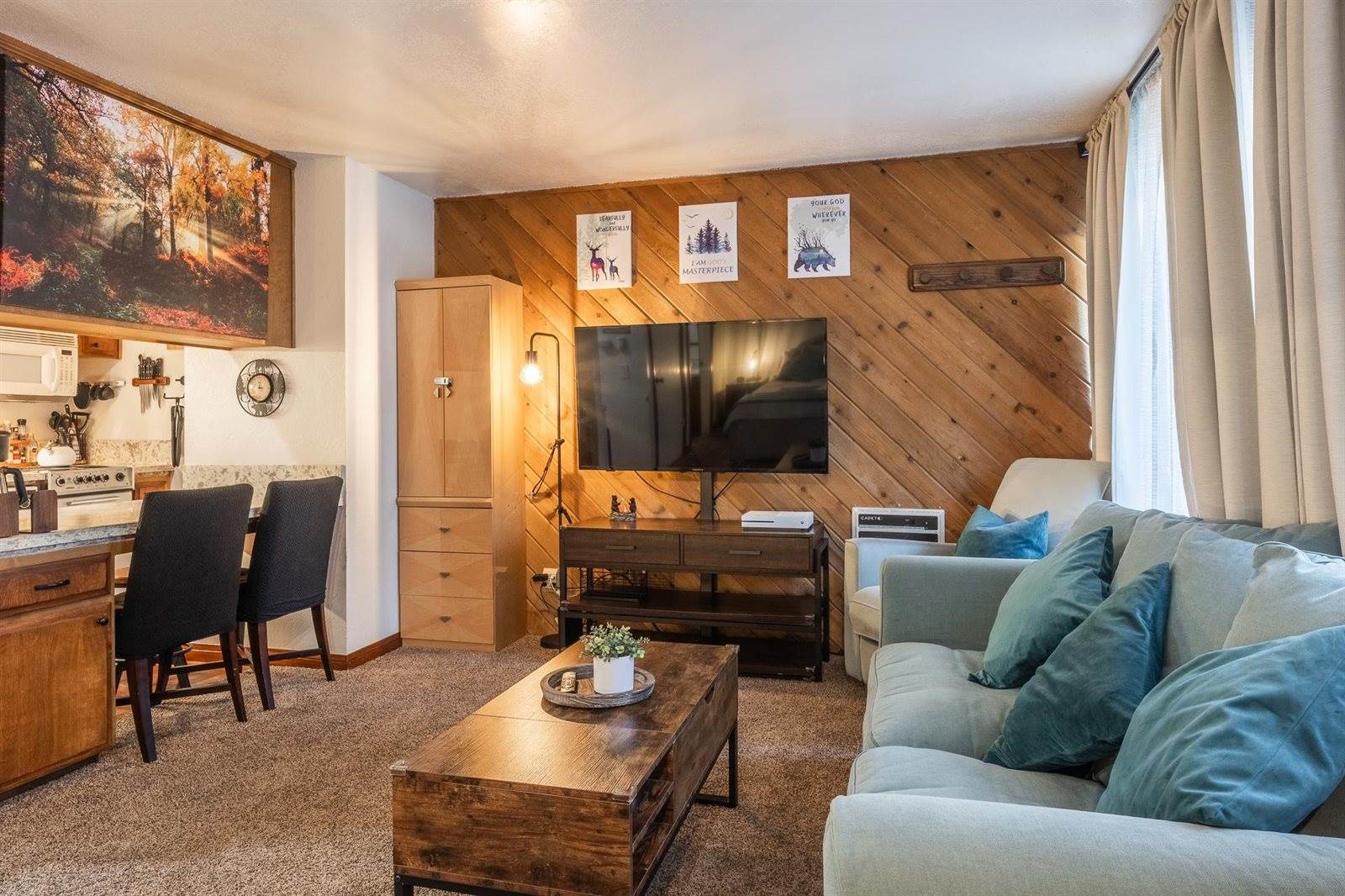 2289 Sierra Nevada Road #G-3, Mammoth Lakes, CA 93546