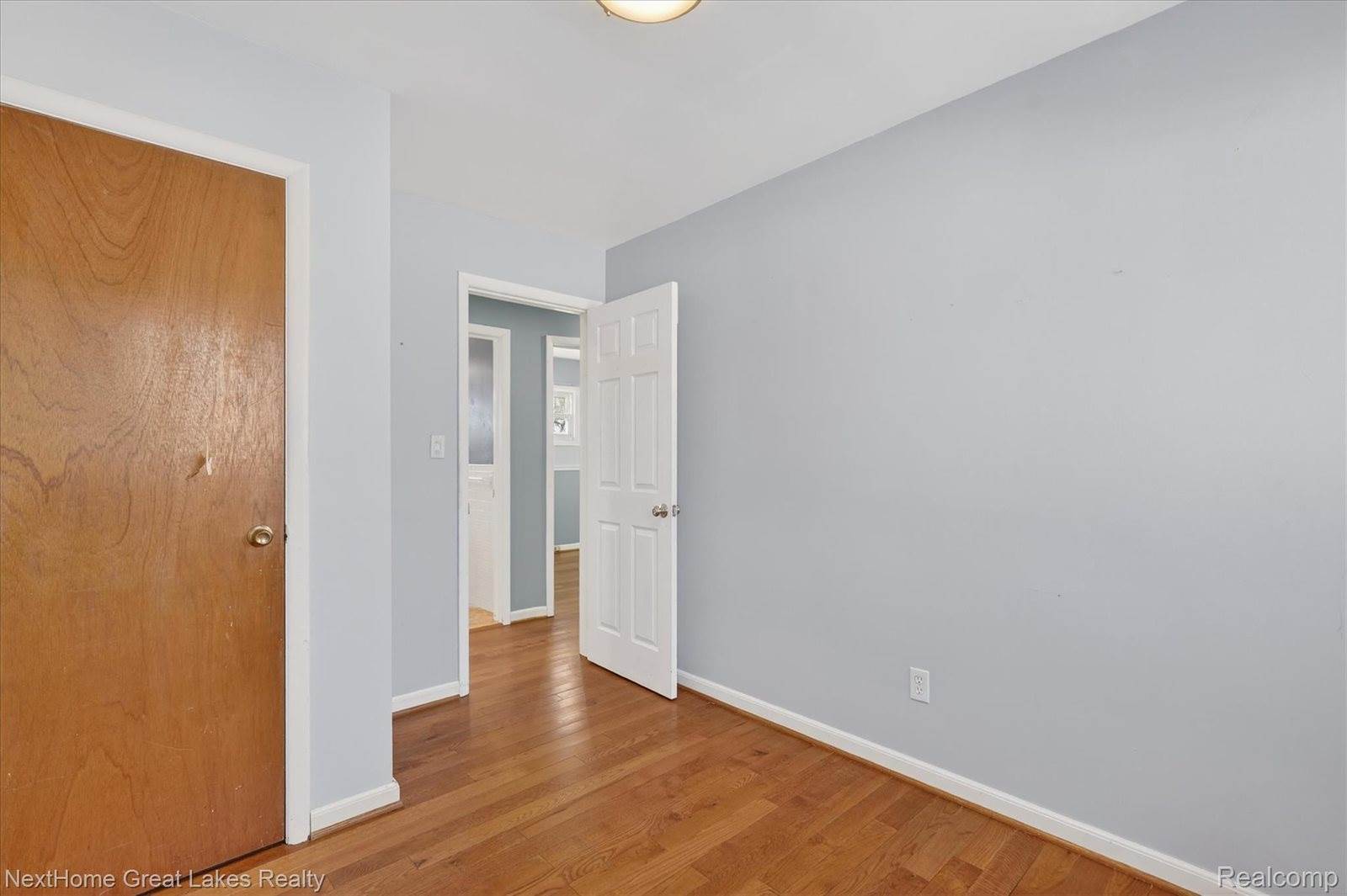 819 Southwood Drive, FentonCity_Genesee, MI 48430