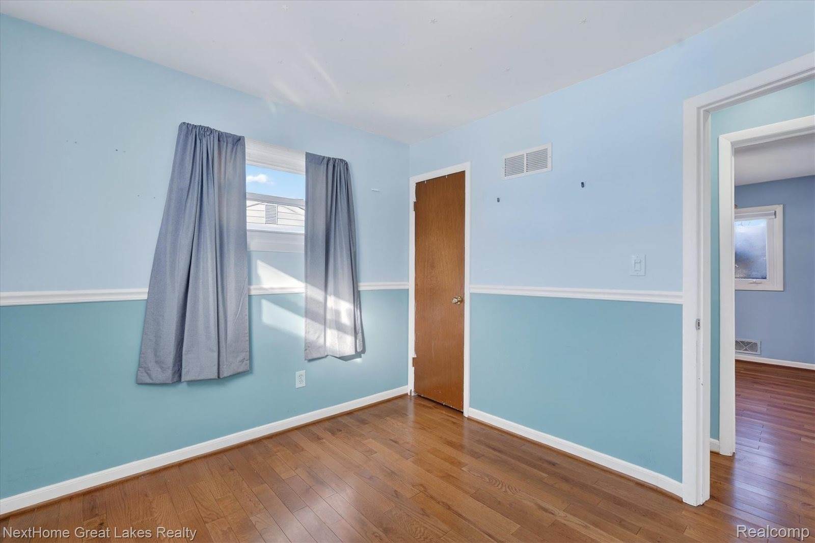 819 Southwood Drive, FentonCity_Genesee, MI 48430