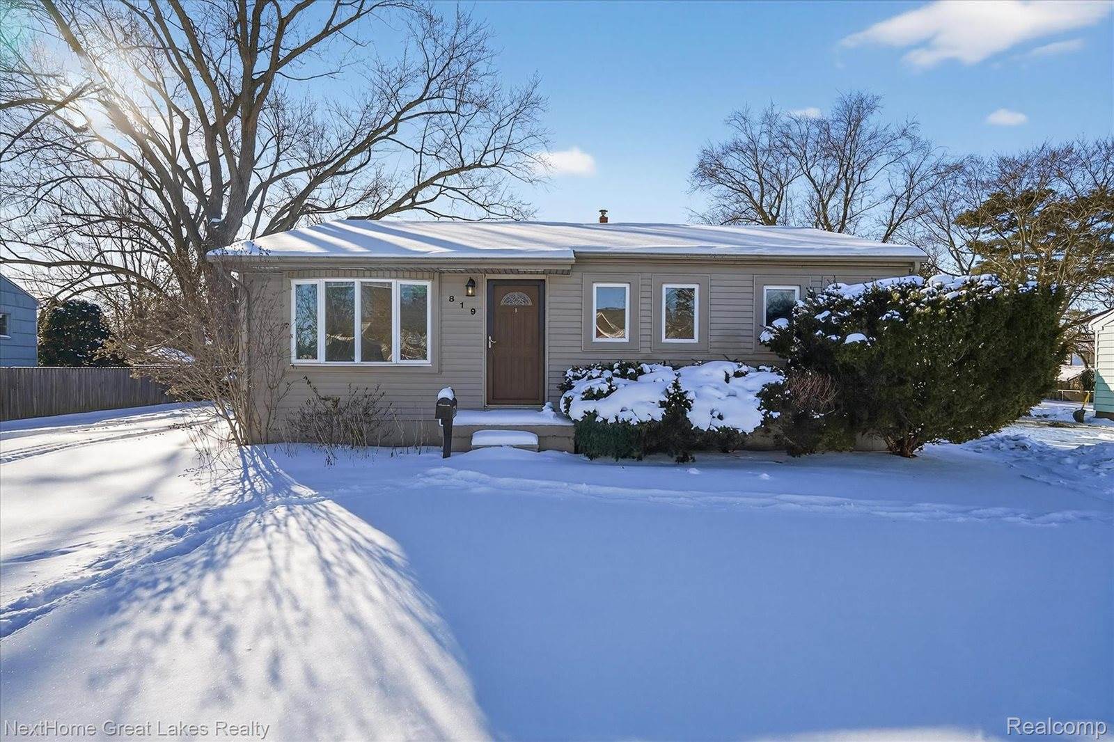 819 Southwood Drive, FentonCity_Genesee, MI 48430