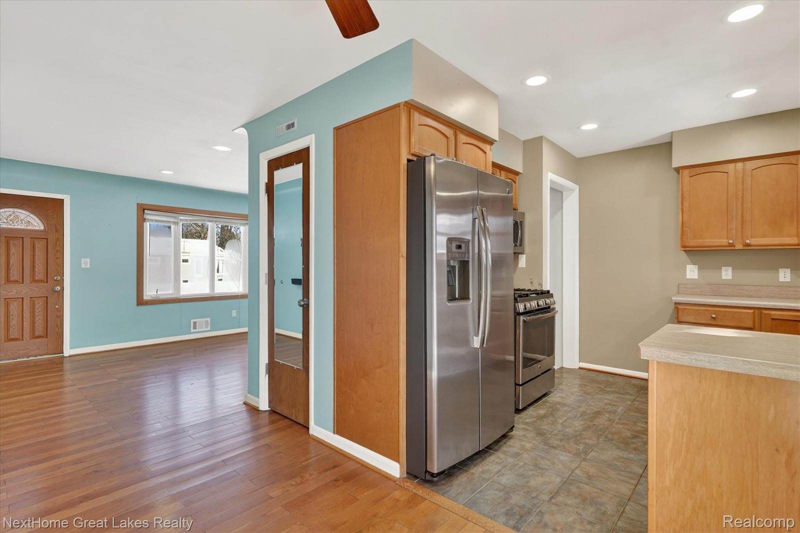 819 Southwood Drive, FentonCity_Genesee, MI 48430
