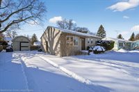 819 Southwood Drive, FentonCity_Genesee, MI 48430