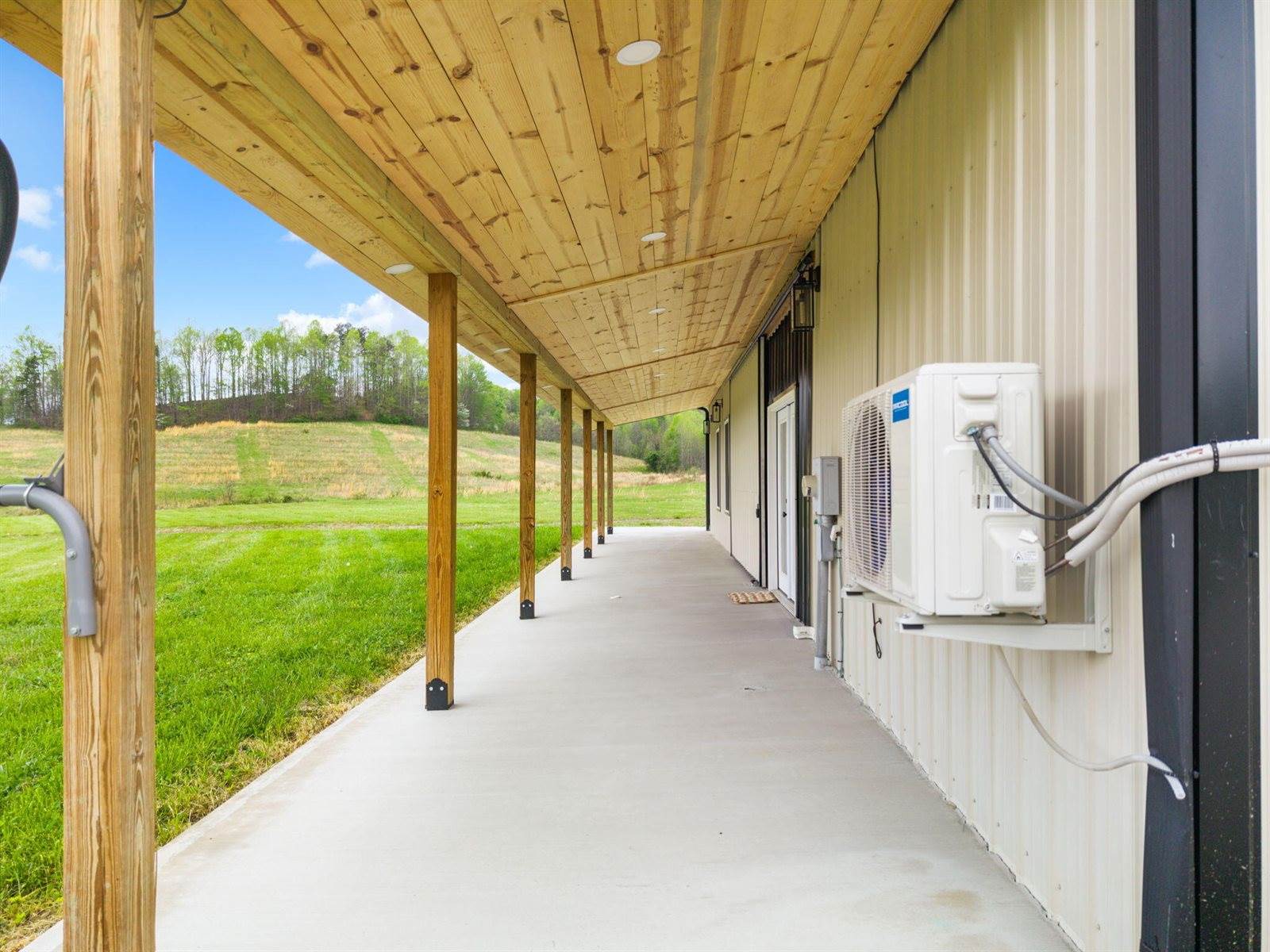 1114 Matt Baker Road, London, KY 40744