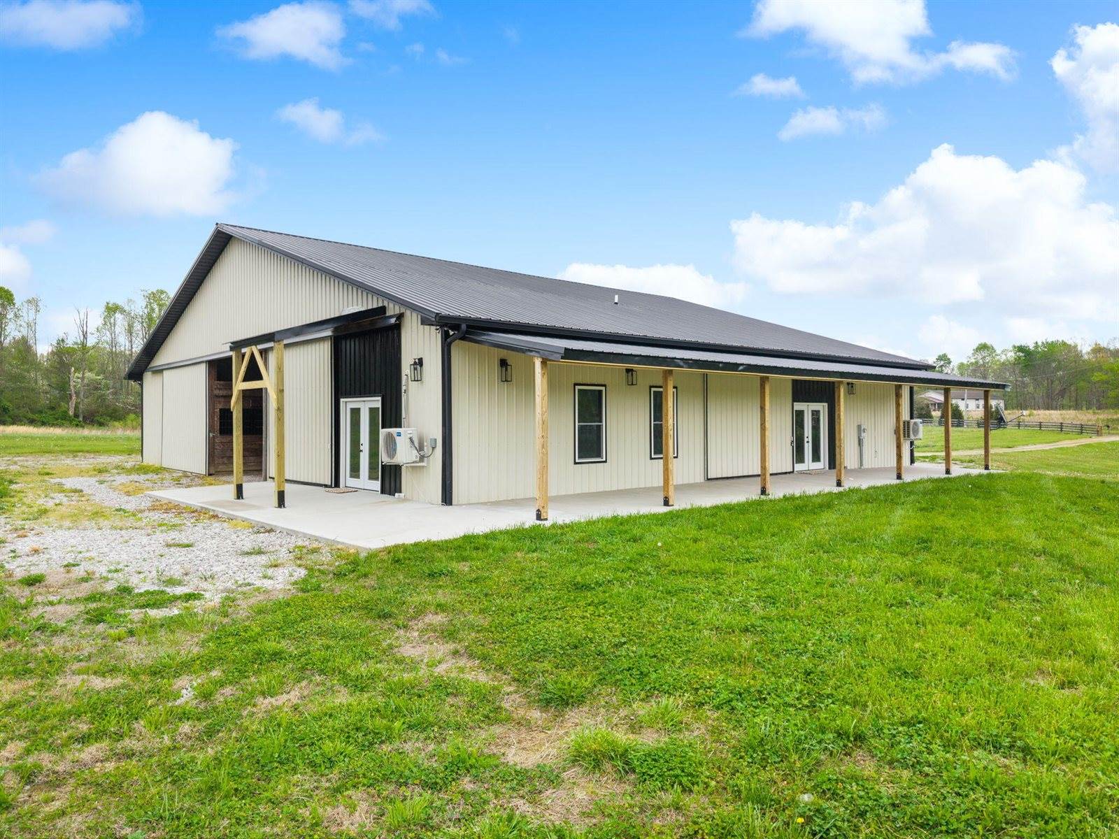 1114 Matt Baker Road, London, KY 40744