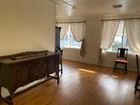 5040 West Jackson. Street, North Highlands, CA 95660