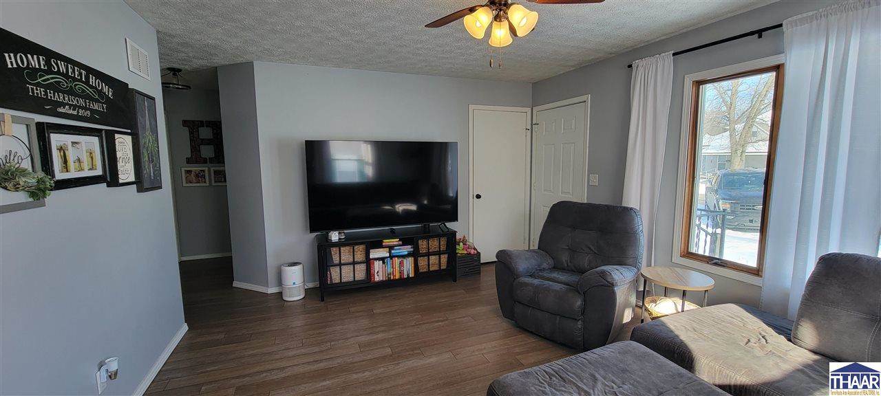 1141 South 3rd, Clinton, IN 47842