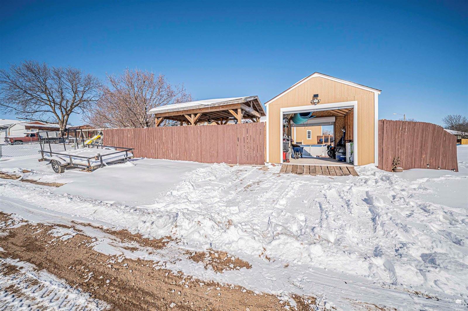 401 Dewey Street, Solomon, KS 67480