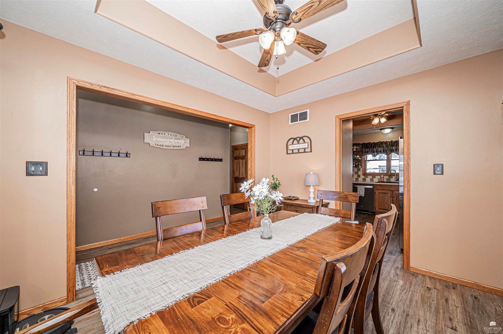 401 Dewey Street, Solomon, KS 67480