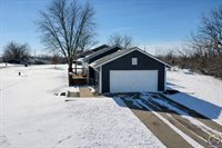 7879 Seneca Lake RD, Ozawkie, KS 66070