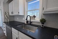 7879 Seneca Lake RD, Ozawkie, KS 66070