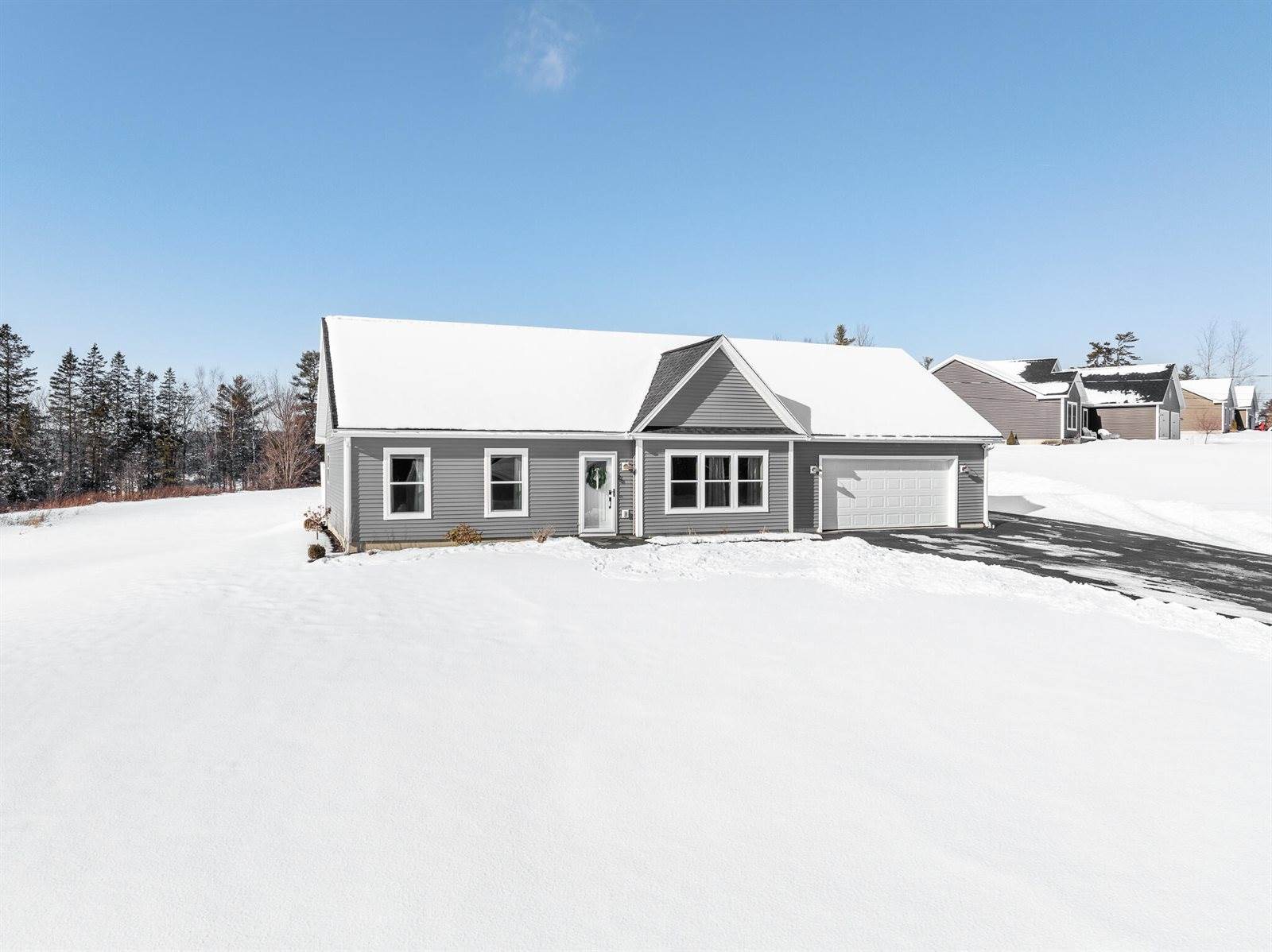 26 Knoll Crest Drive, Bangor, ME 04401