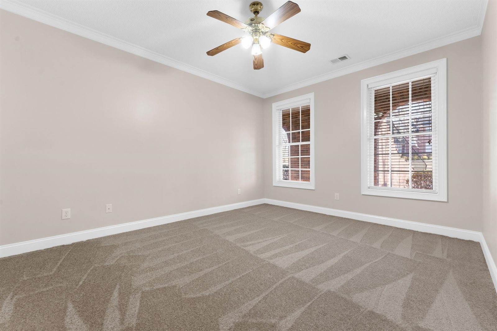 146 Loganberry Circle, Goose Creek, SC 29445