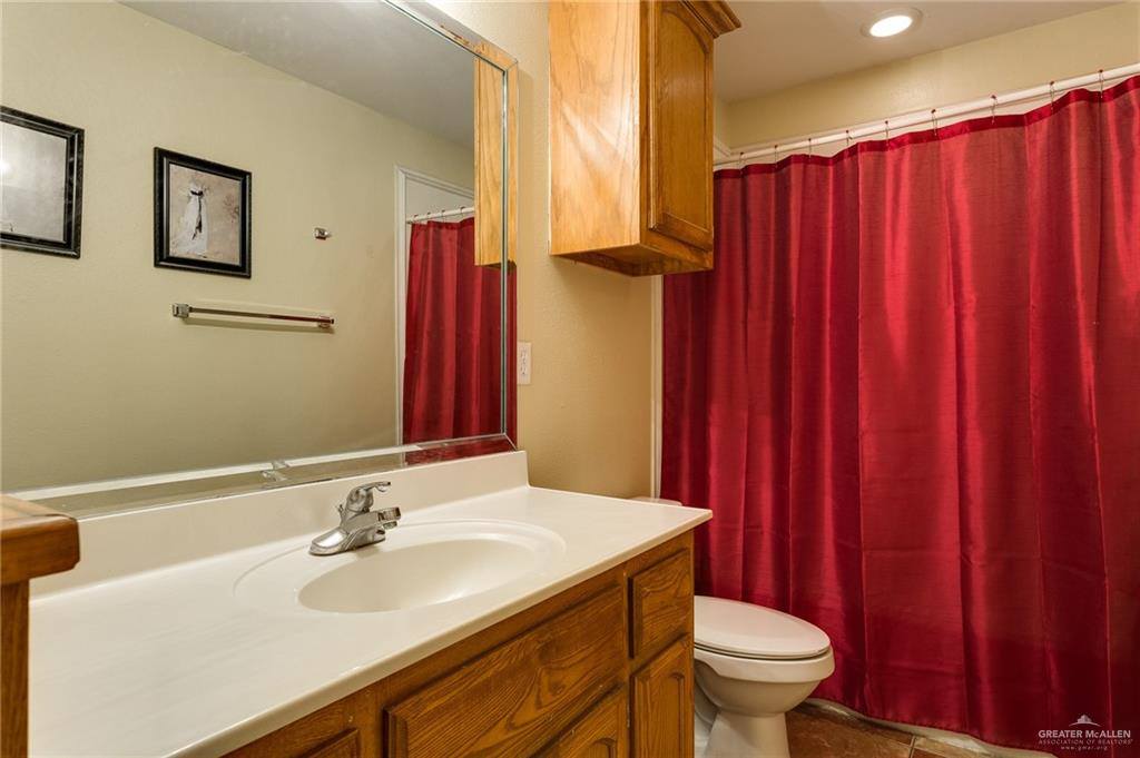 2010 Bahamas Drive, #3, Edinburg, TX 78541