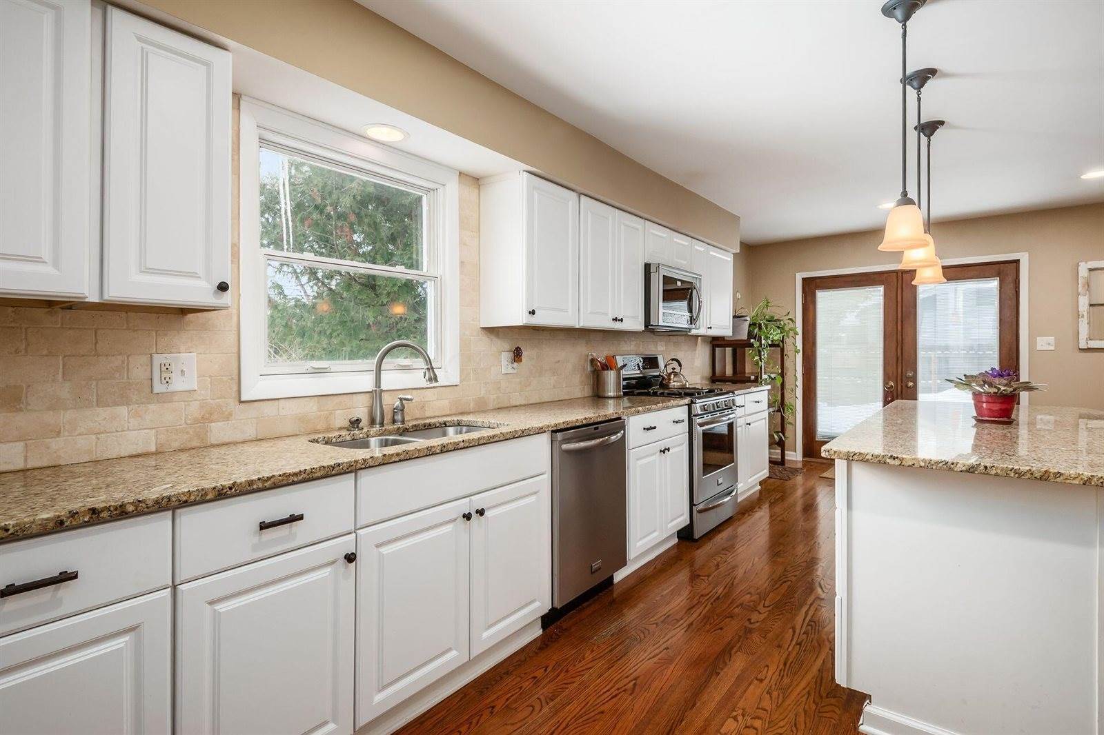 80 Rockwell Way, Worthington, OH 43085