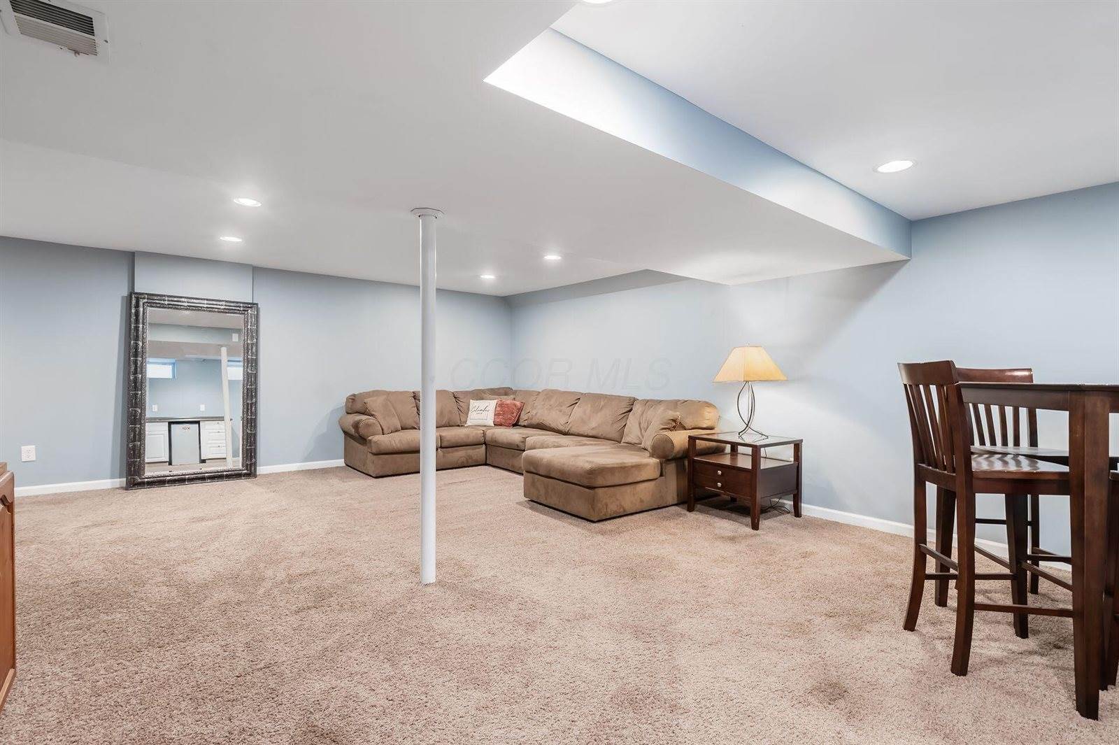 80 Rockwell Way, Worthington, OH 43085