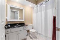 80 Rockwell Way, Worthington, OH 43085