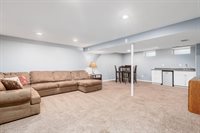 80 Rockwell Way, Worthington, OH 43085