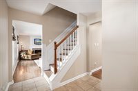 80 Rockwell Way, Worthington, OH 43085