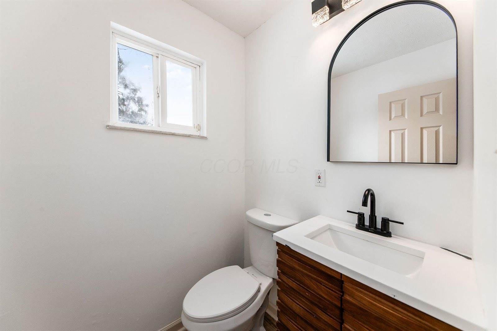 5207 Kornwal Drive, Columbus, OH 43232