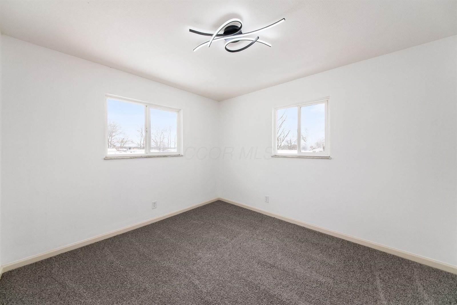 5207 Kornwal Drive, Columbus, OH 43232