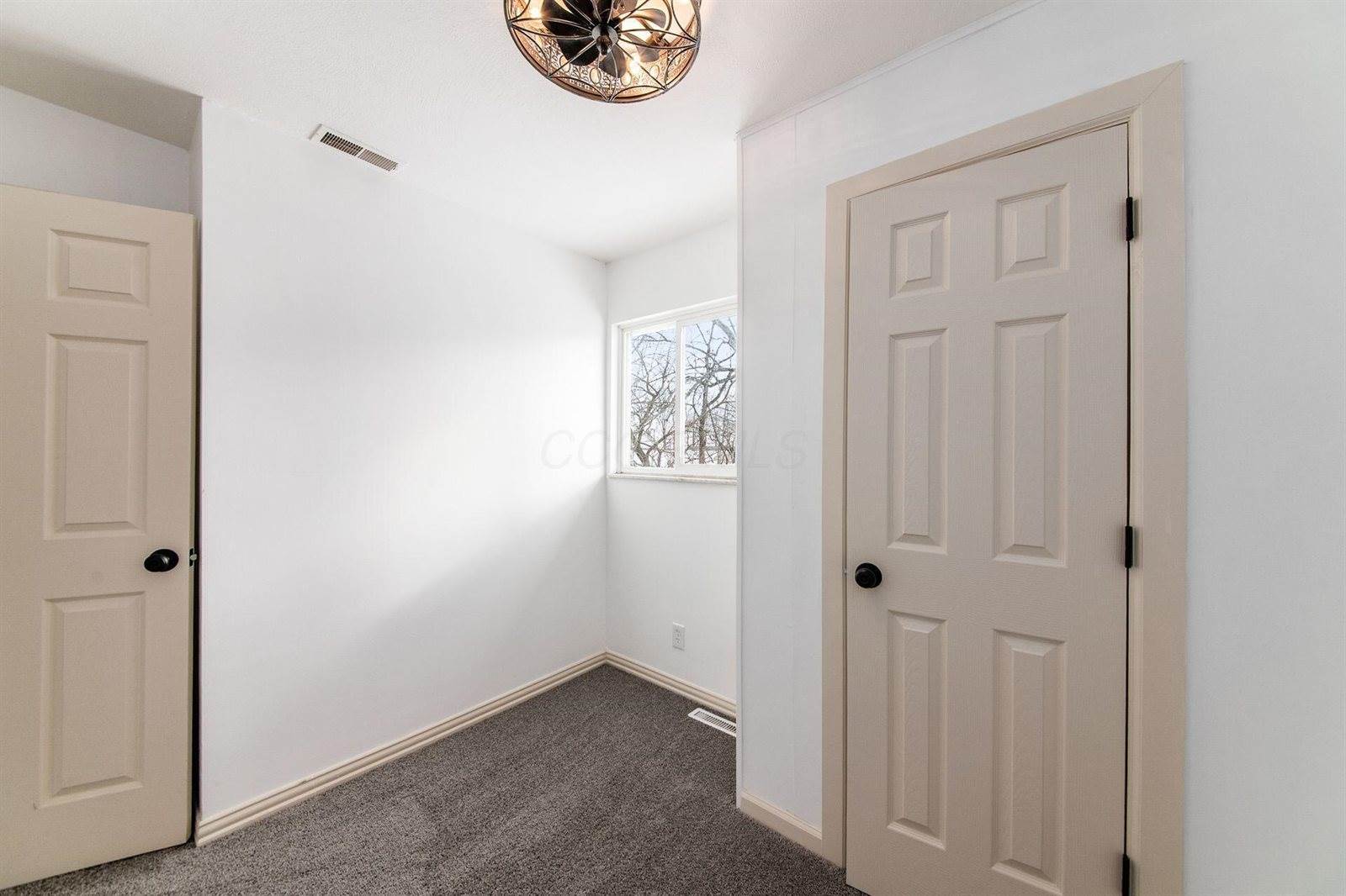 5207 Kornwal Drive, Columbus, OH 43232