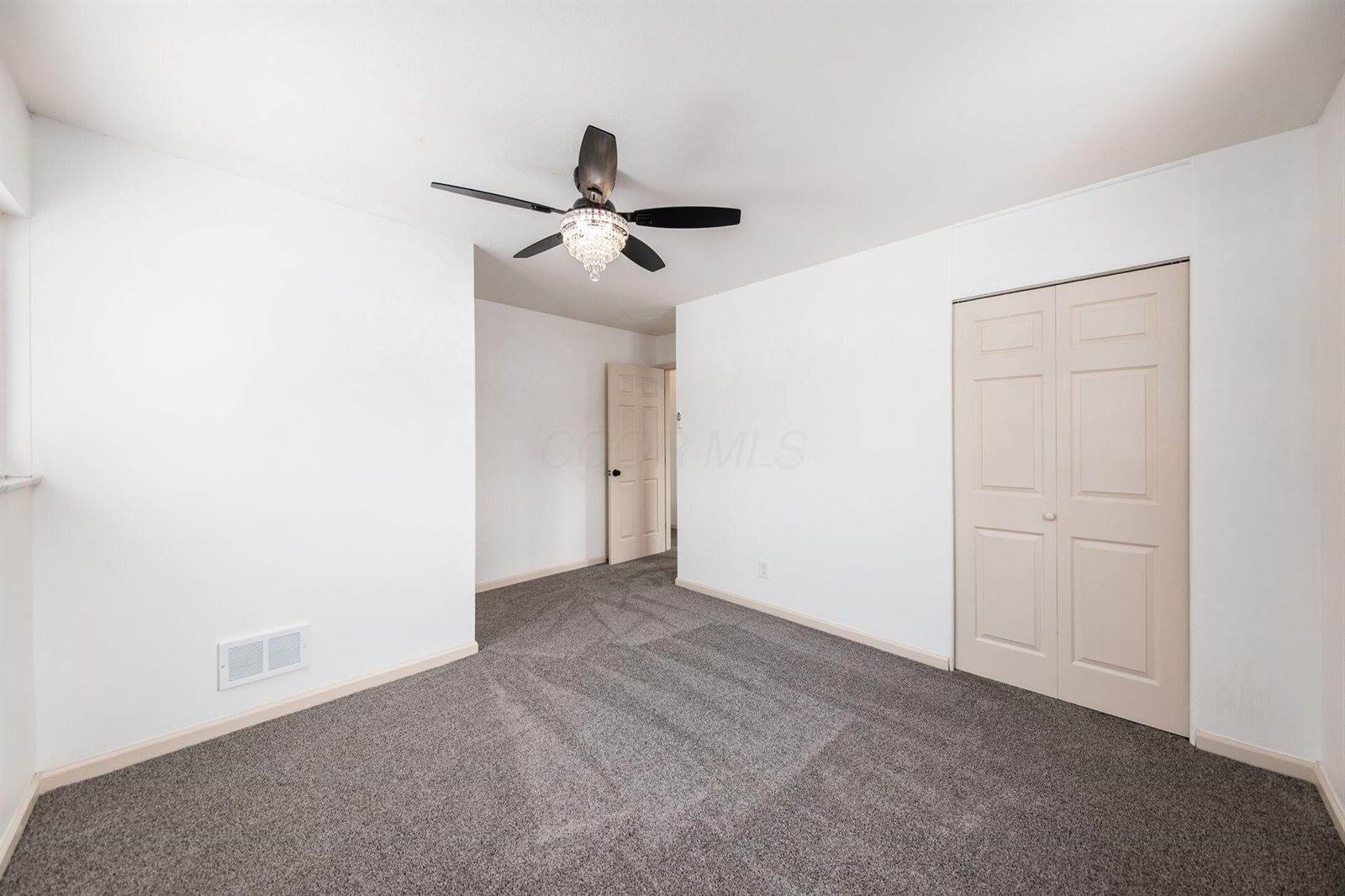 5207 Kornwal Drive, Columbus, OH 43232