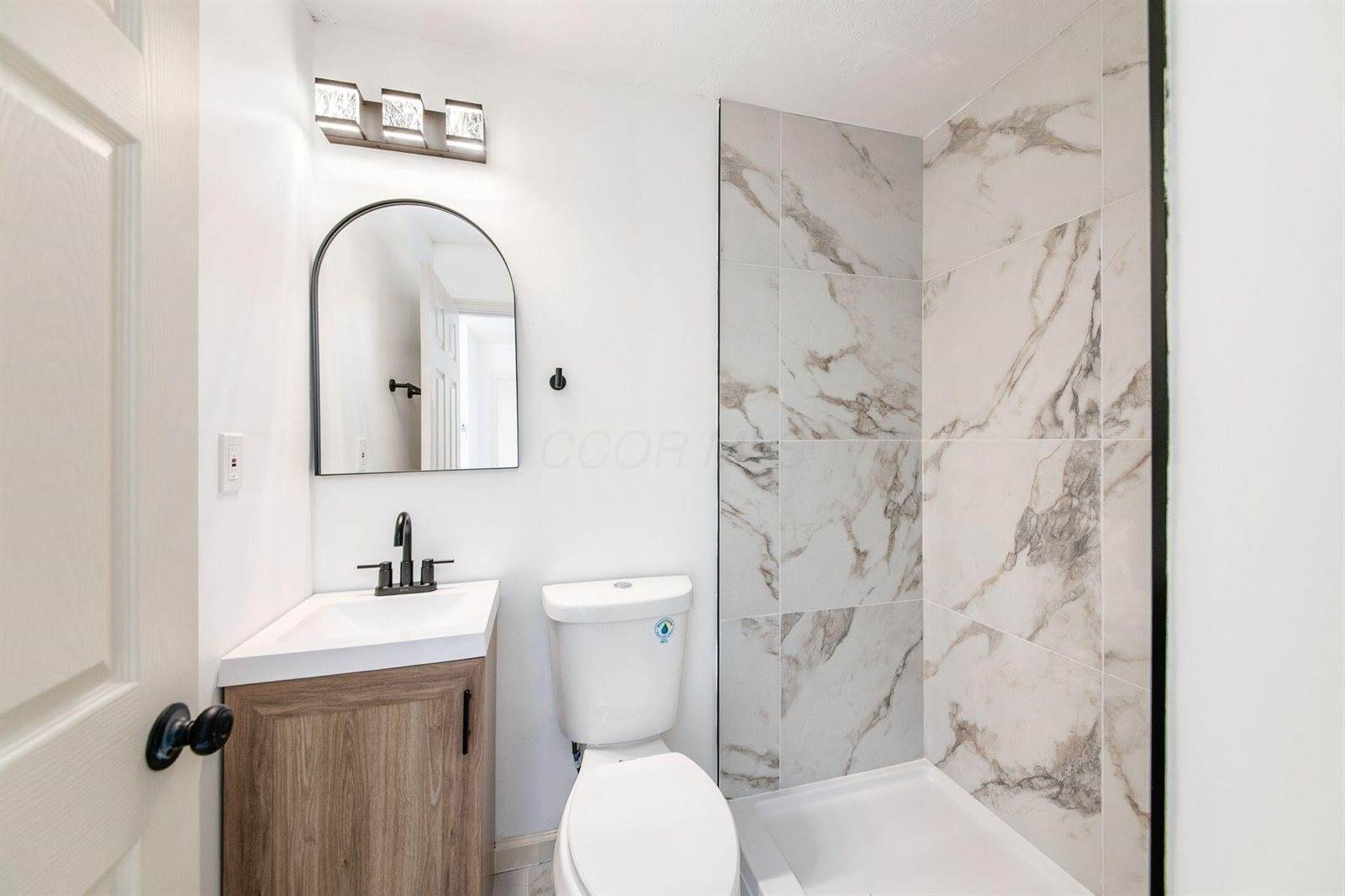 5207 Kornwal Drive, Columbus, OH 43232