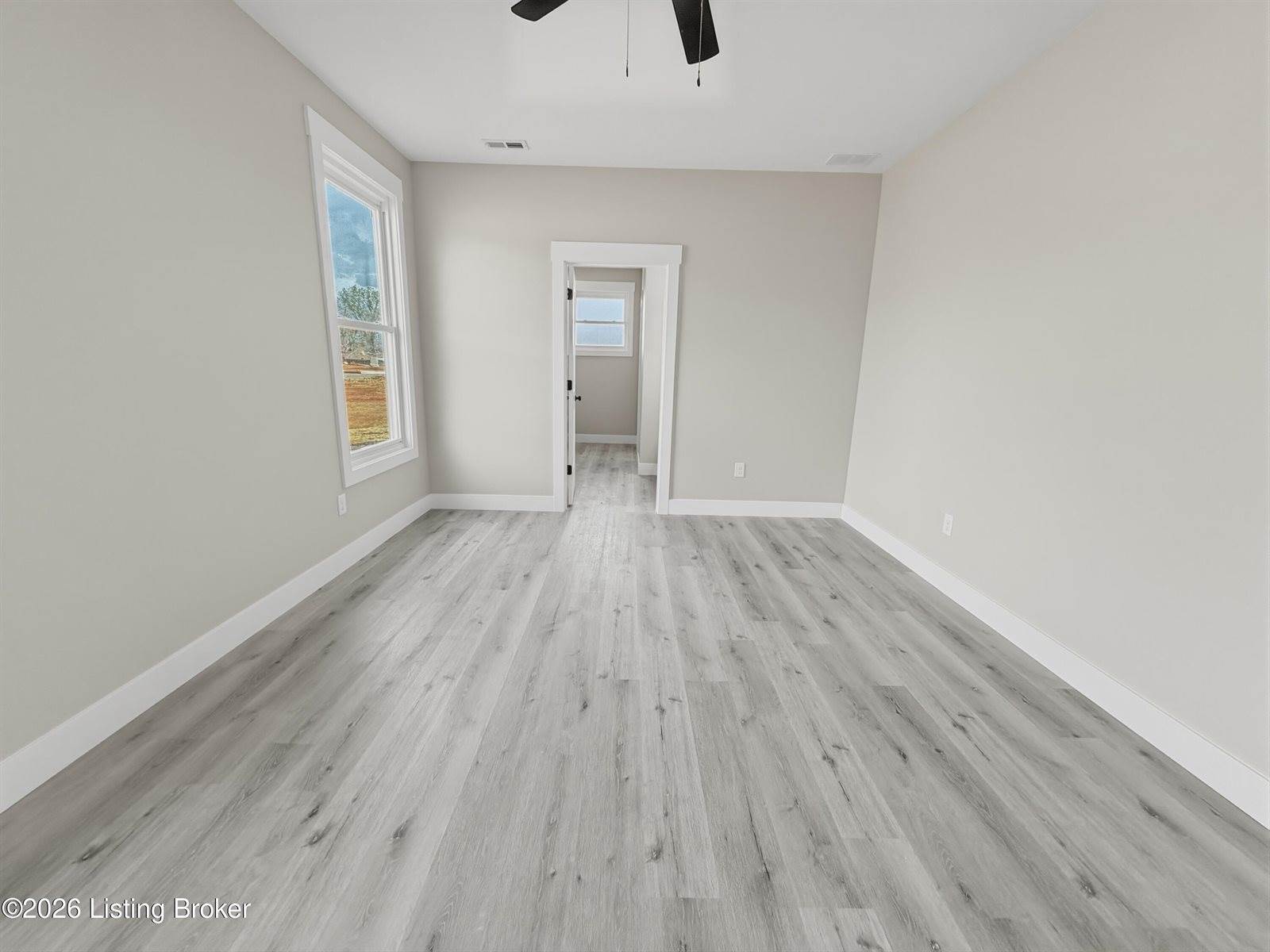 10 Betty Boyd Ln, Brandenburg, KY 40108