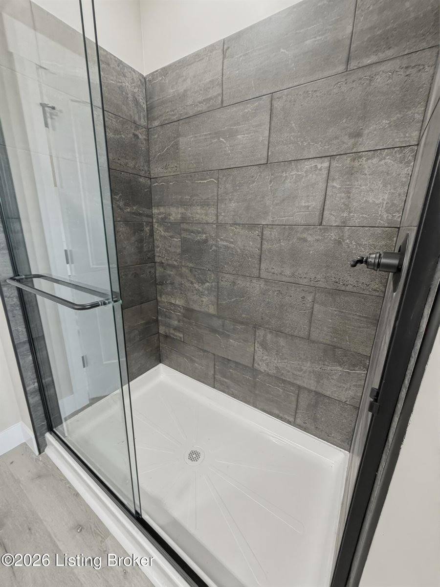 10 Betty Boyd Ln, Brandenburg, KY 40108