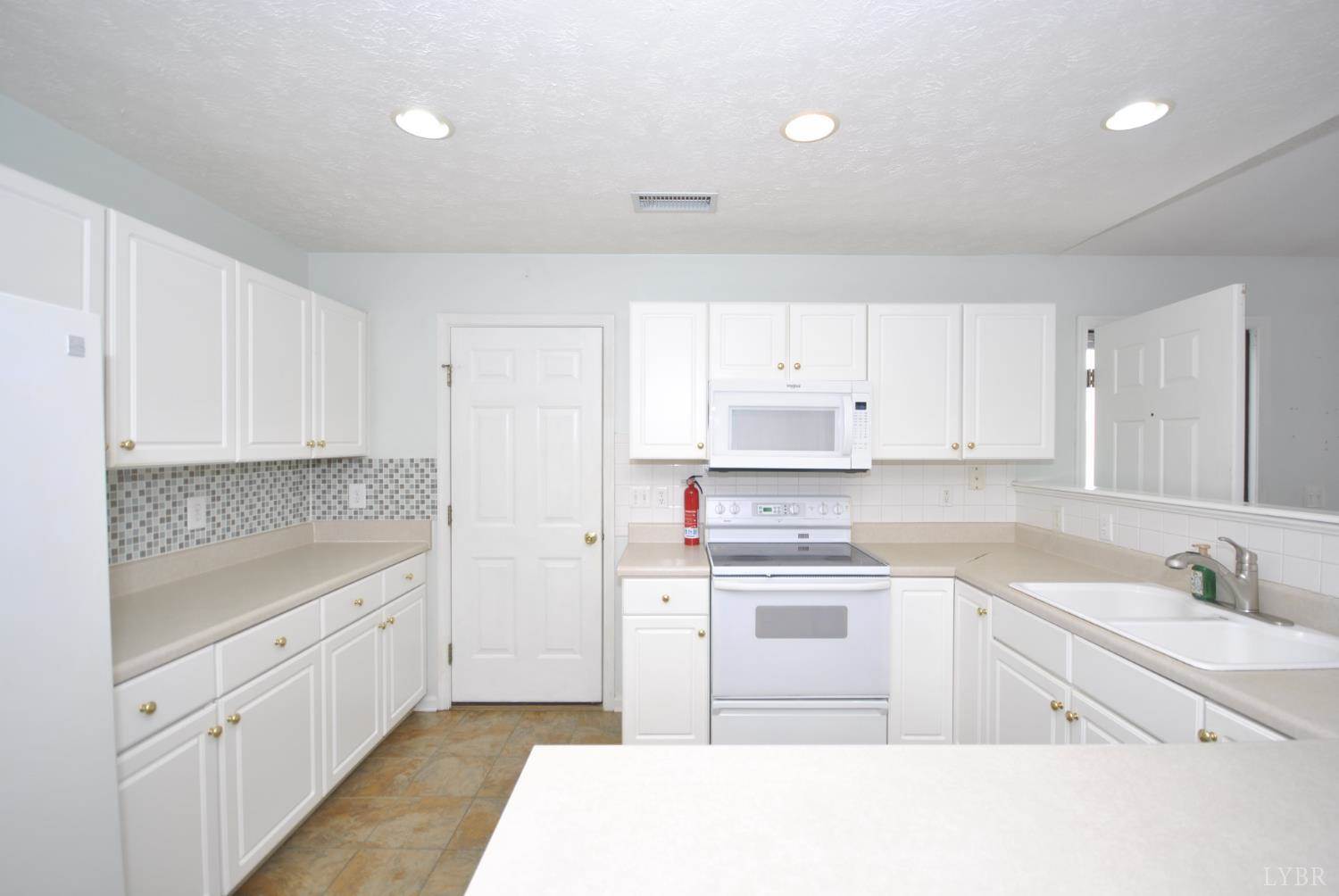 1170 Jefferson Oaks Court, Forest, VA 24551