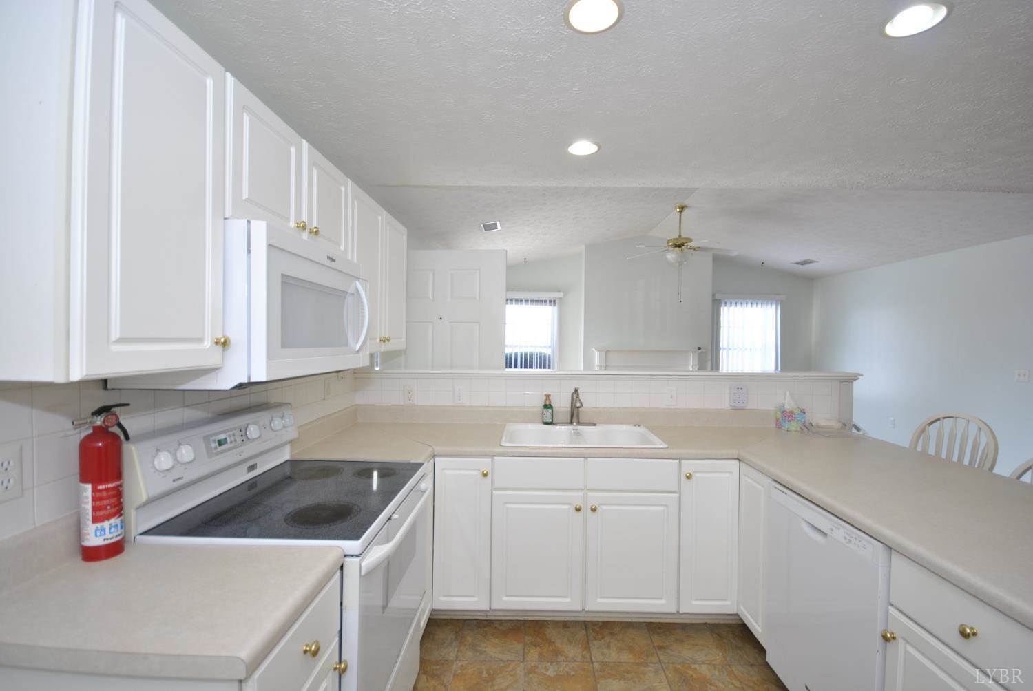 1170 Jefferson Oaks Court, Forest, VA 24551