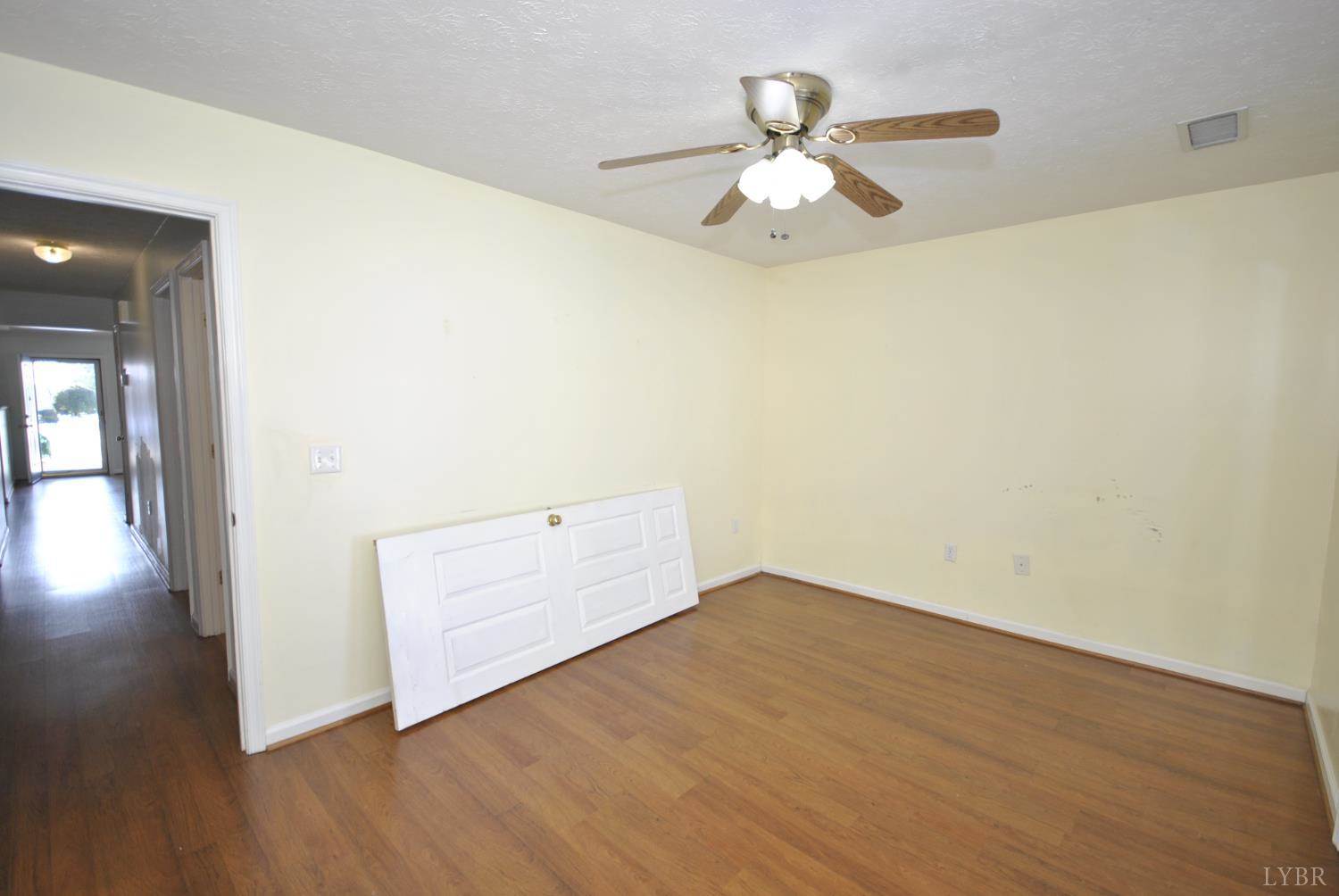 1170 Jefferson Oaks Court, Forest, VA 24551