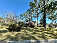 1613 Camellia Drive, Waycross, GA 31501