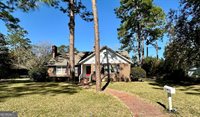 1613 Camellia Drive, Waycross, GA 31501