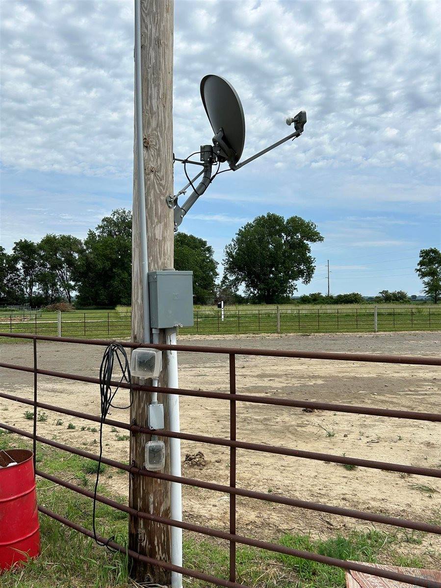 48220 332 St., Jefferson, SD 59038