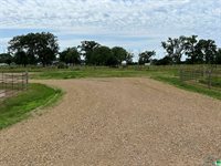 48220 332 St., Jefferson, SD 59038