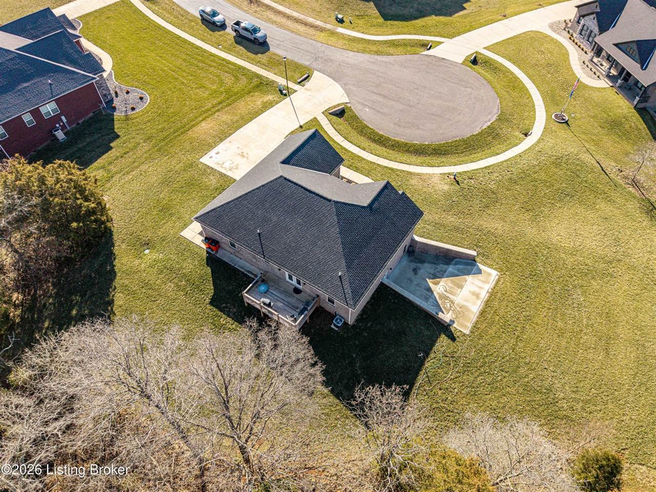 166 Creekstone Dr, Radcliff, KY 40160