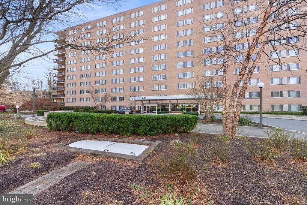 1900 Lyttonsville Road, #111, Silver Spring, MD 20910
